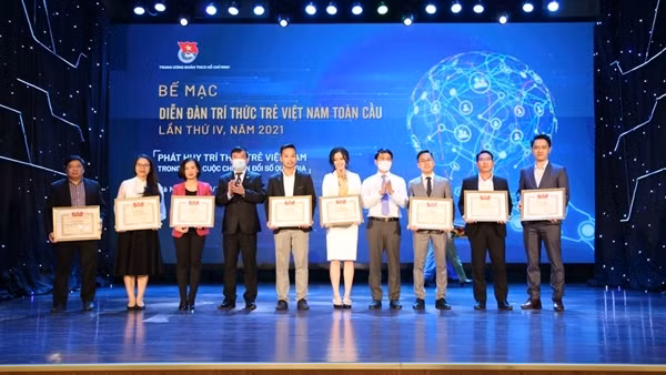 Bế mạc Diễn đàn Trí thức trẻ Việt Nam toàn cầu lần thứ IV
