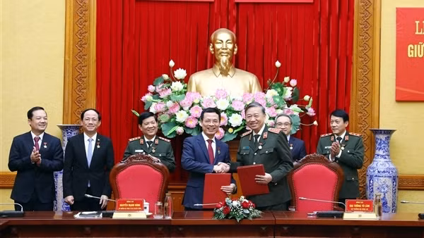 Tăng cường mối quan hệ phối hợp giữa Đảng đoàn Quốc hội và Đảng ủy Công an Trung ương ảnh 7