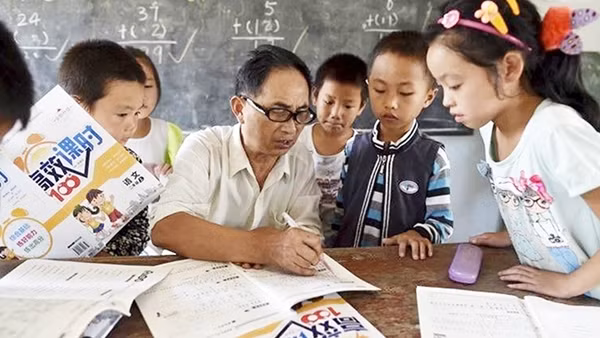 Đoạn tuyệt với dạy thêm?