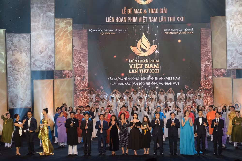 Mắt biếc đoạt giải Bông sen vàng tại Liên hoan phim lần thứ 22 -0
