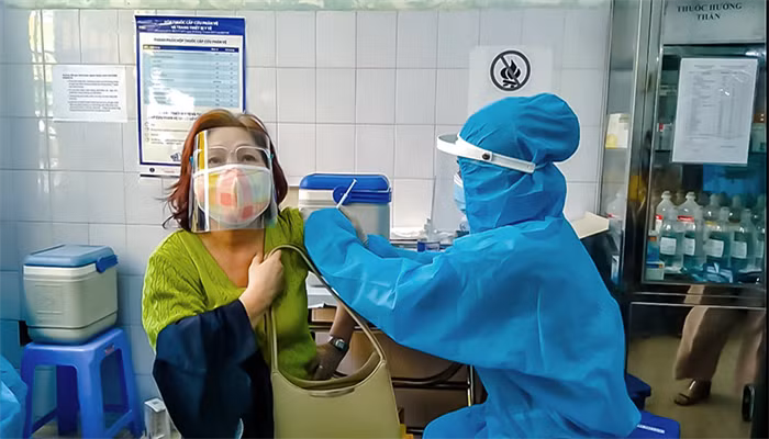  Khánh Hòa thành lập 136 Trạm Y tế lưu động chăm sóc sức khỏe F0 tại nhà -0