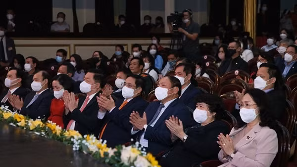 “Giai điệu kết nối” chào mừng thành công Hội nghị Văn hoá toàn quốc ảnh 4
