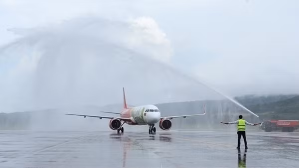 Hà Nội với những biện pháp mạnh để “mở cửa” ảnh 4