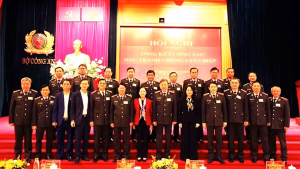 Đấu tranh làm thất bại mọi âm mưu, hoạt động chống phá của các thế lực thù địch, phản động ảnh 8