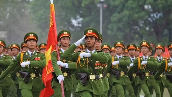 Giữ vững an ninh, trật tự ngay từ sớm, từ xa, từ địa bàn cơ sở ảnh 4