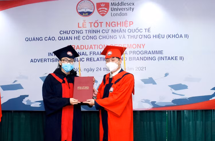 Sinh viên được tiếp cận chương trình đào tạo tiên tiến, chuẩn quốc tế tại Học viện Báo chí và Tuyên truyền