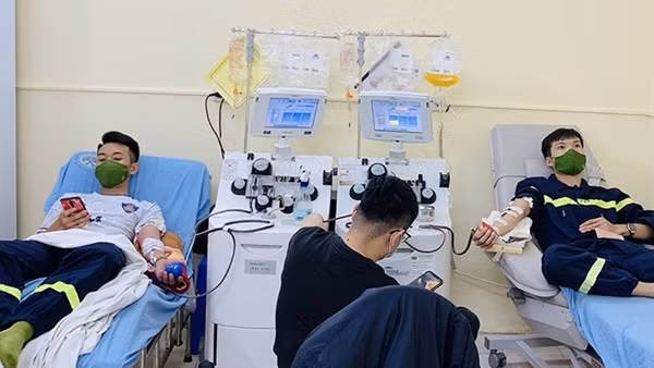 Trang bị kỹ năng giúp học sinh phòng chống đuối nước, cháy nổ ảnh 5