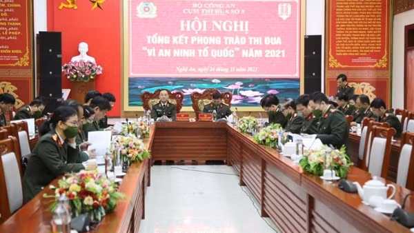 Cụm thi đua số 7 Bộ Công an tổng kết phong trào thi đua “Vì An ninh Tổ quốc” năm 2021 ảnh 5