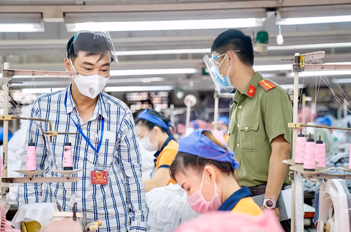 Quản lý, chăm sóc công nhân là F0, đảm bảo 