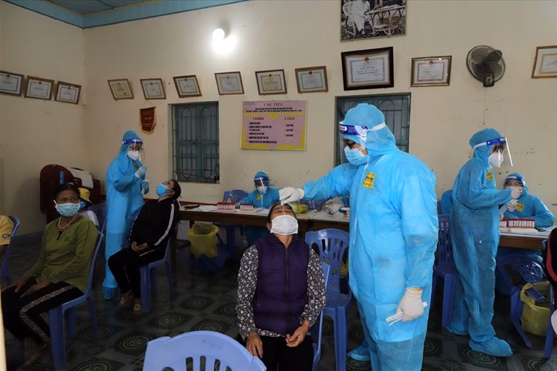 Hải Phòng kêu gọi người dân hạn chế di chuyển khi ca nhiễm COVID-19 tăng nhanh -0