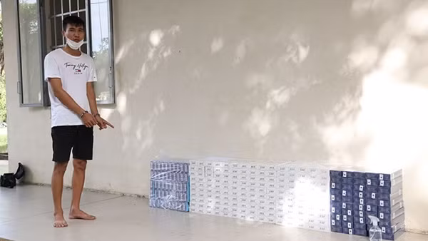 Bắt 2 ôtô “cõng” thuốc lá lậu liên tỉnh