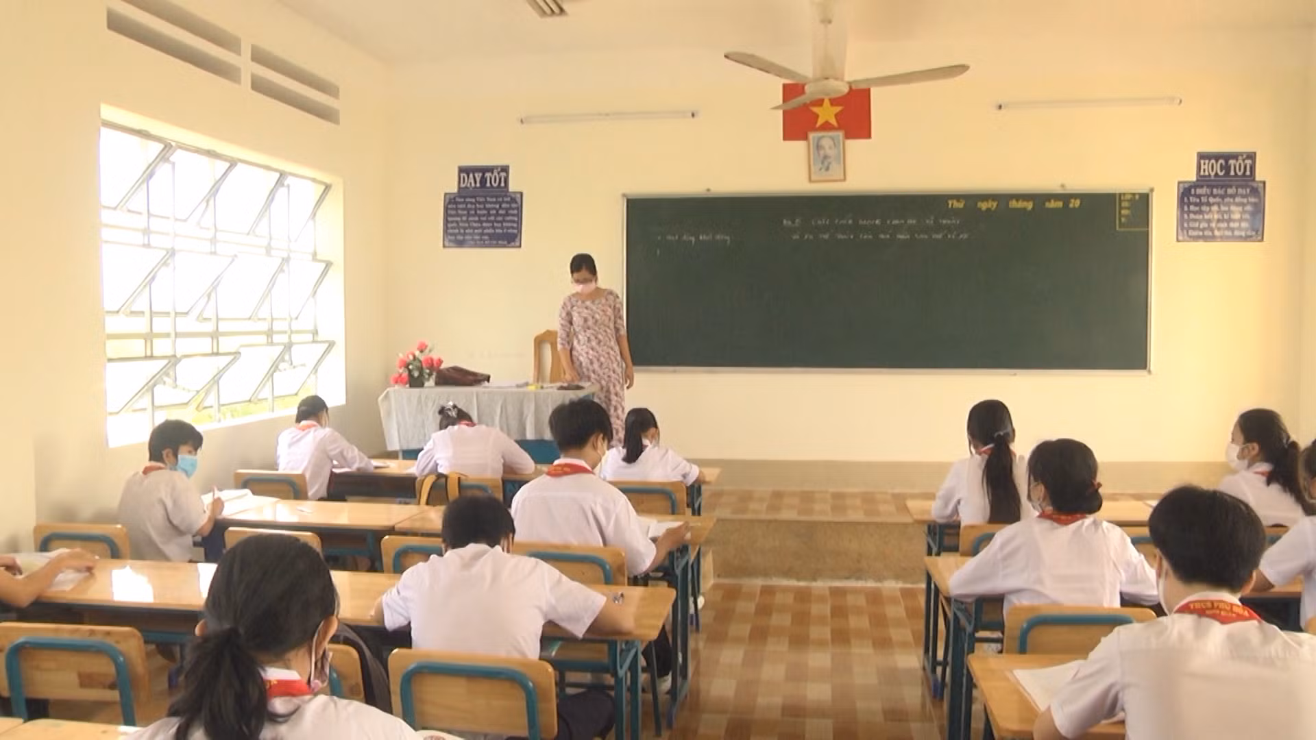 Đồng Nai thí điểm để một số trường cho học sinh đi học trở lại -0