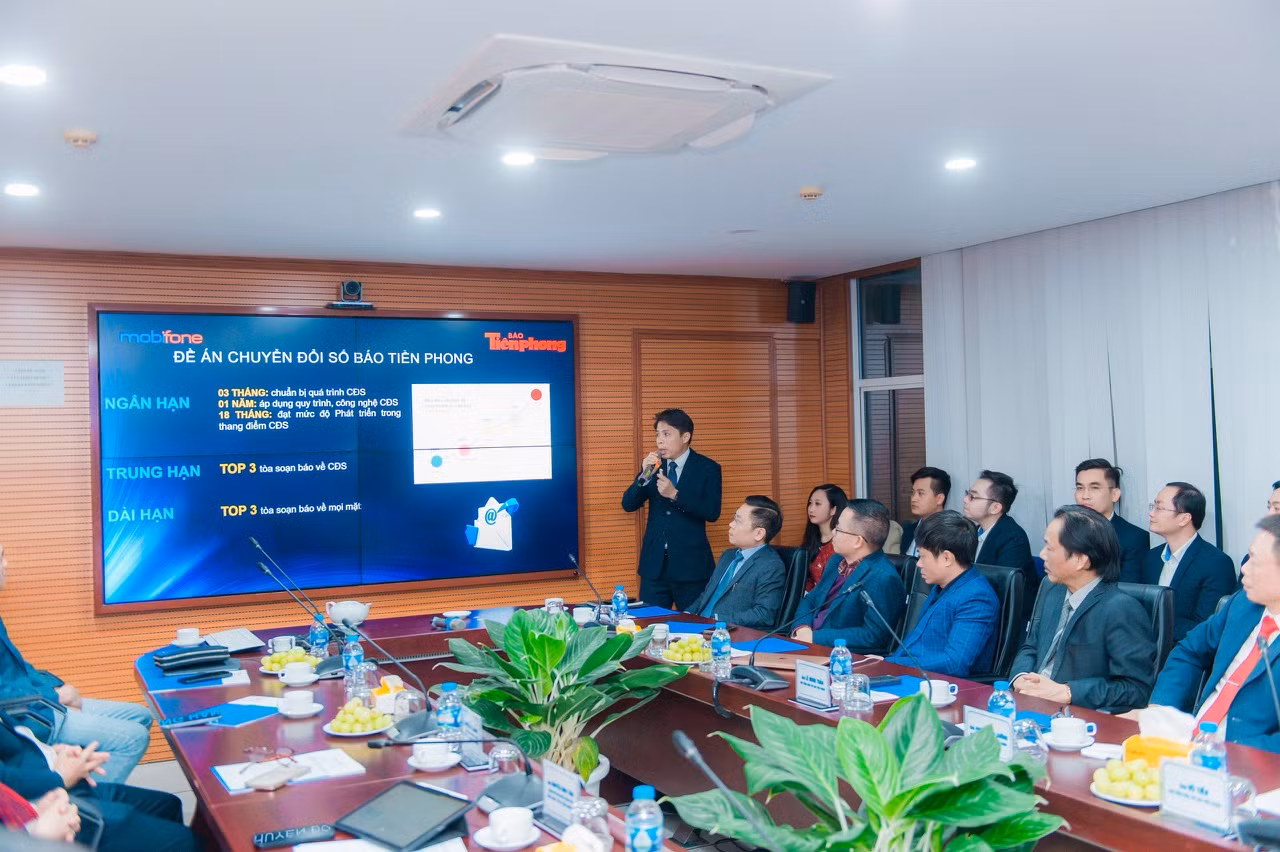 MobiFone đồng hành cùng Báo Tiền Phong chuyển đổi số toàn diện -2