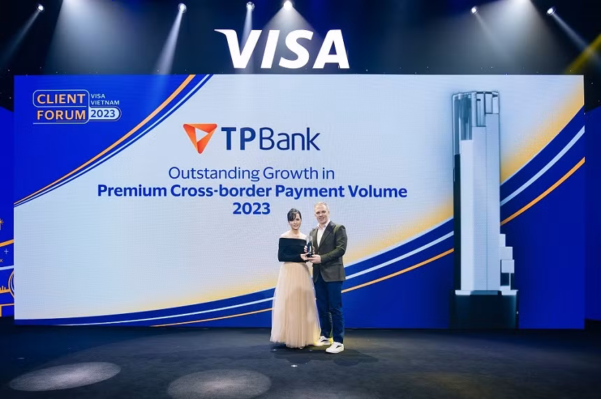 TPBank dẫn đầu tăng trưởng doanh số giao dịch thẻ Visa năm 2023 -0