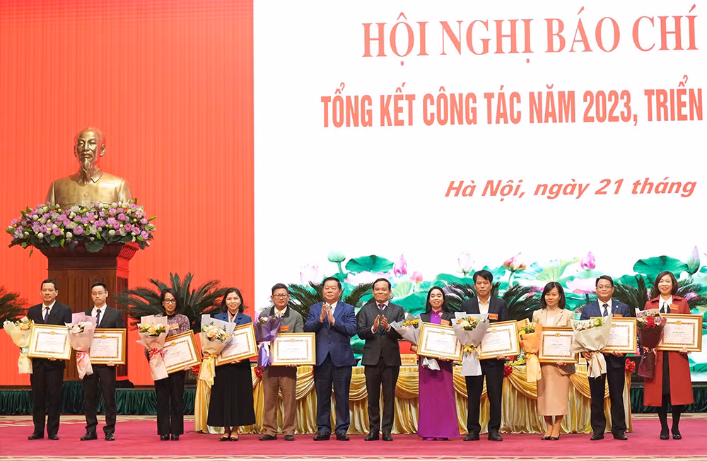 Tạo sự chuyển biến tích cực, hiệu quả trong hoạt động báo chí -0