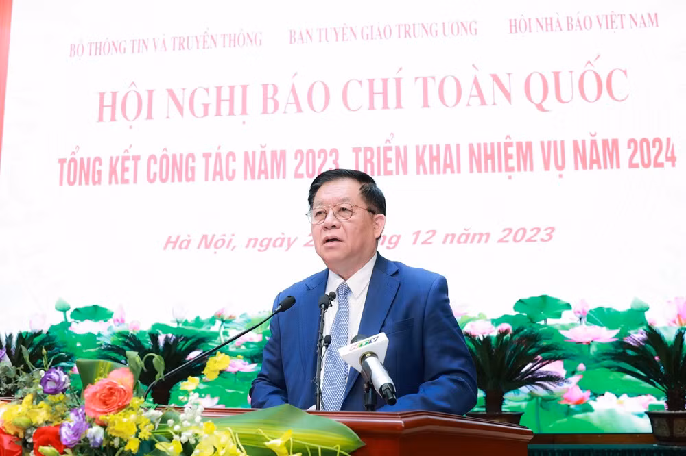 Báo chí phải kiến tạo được dòng thông tin tích cực -0