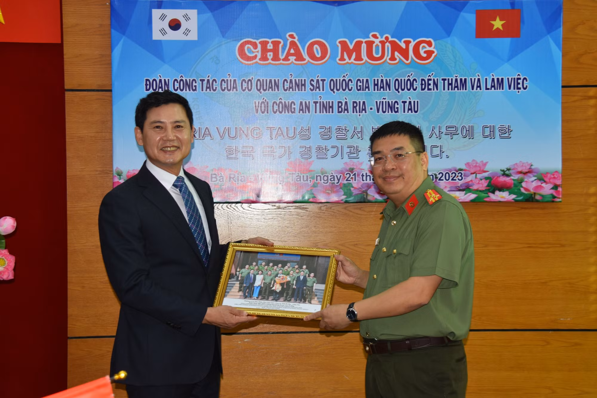 Công an tỉnh Bà Rịa-Vũng Tàu đón và làm việc với đoàn Cảnh sát Quốc gia Hàn Quốc -0