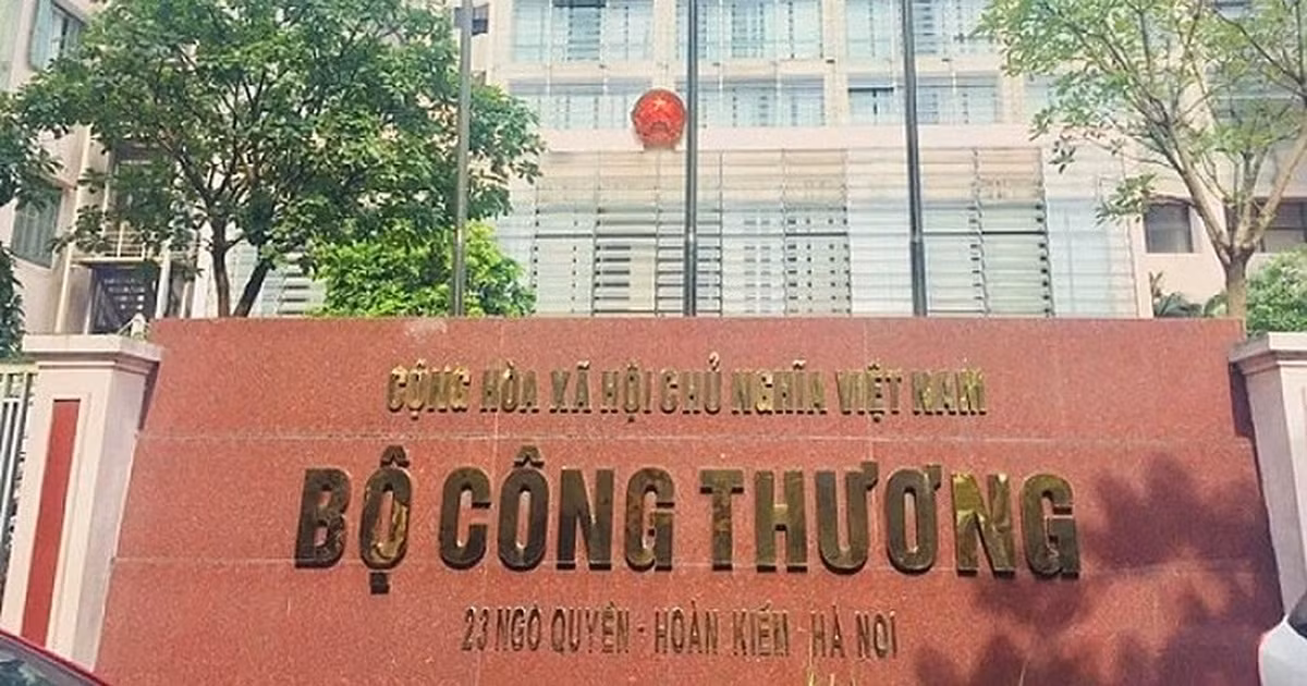 Bộ Công an tiếp nhận 9 vụ việc về điện -0