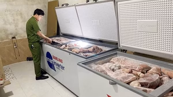 Kịp thời ngăn chặn thực phẩm bẩn vào nhà hàng, quán ăn dịp cuối năm