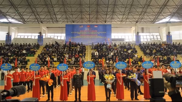 Giao lưu thể thao giữa Bộ Công an Việt Nam với Cảnh sát Hoàng gia Malaysia và Cảnh sát Singapore