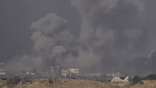 Israel bắt giữ các nhân viên tại bệnh viện ở phía Bắc Gaza