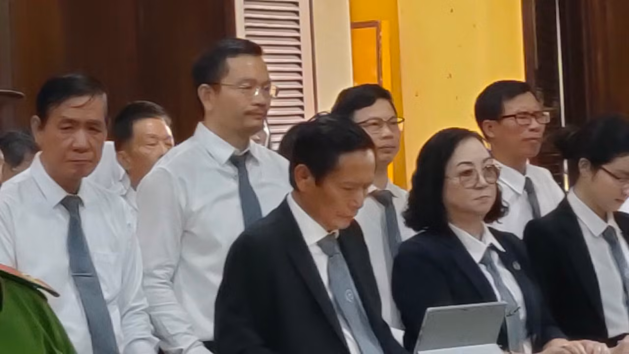 Gây thiệt hại hơn 115 tỷ đồng, cựu Chủ tich HĐQT Saigon Co.op hầu tòa -0