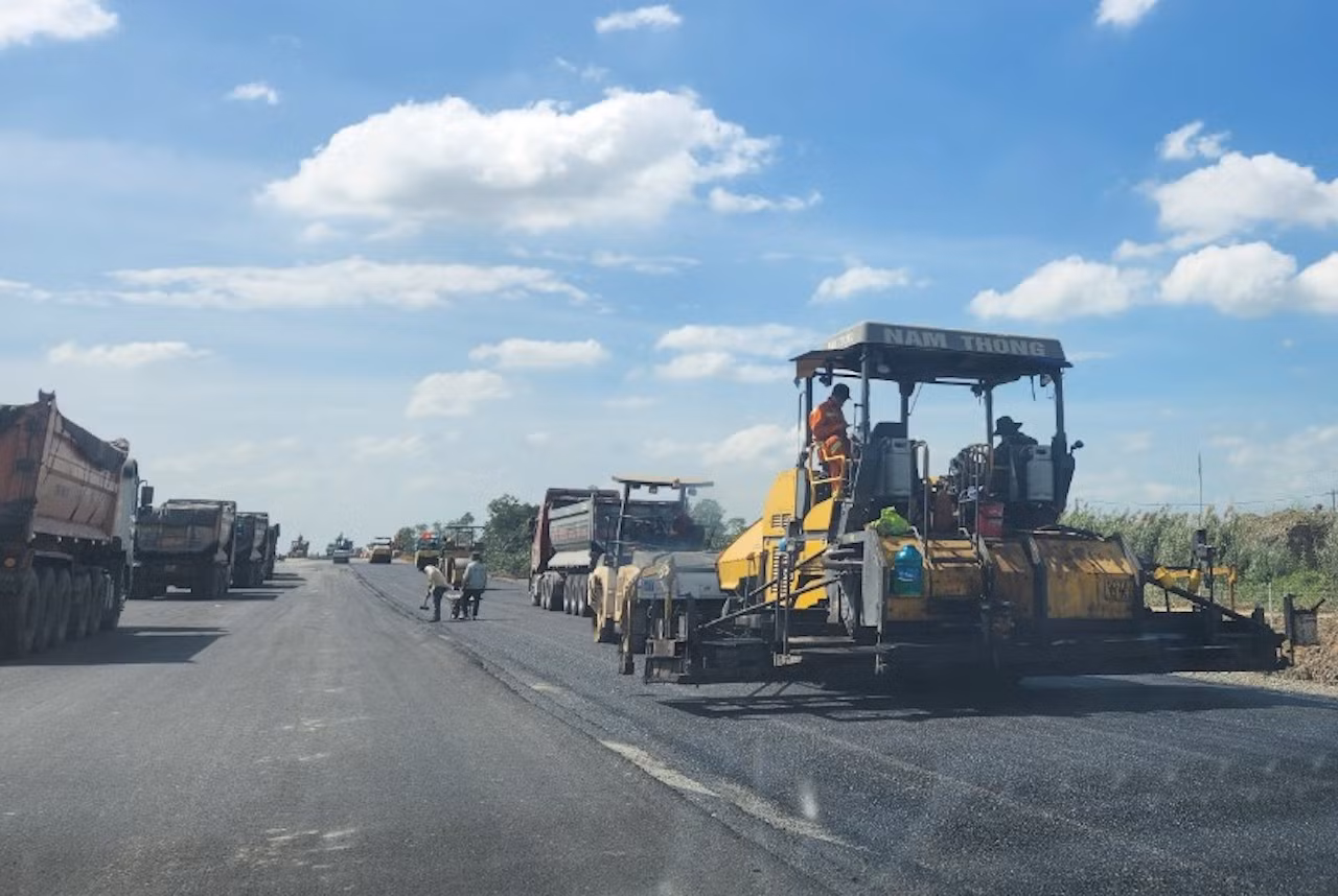 Cận cảnh cầu Mỹ Thuận 2 và cao tốc Mỹ Thuận - Cần Thơ -2