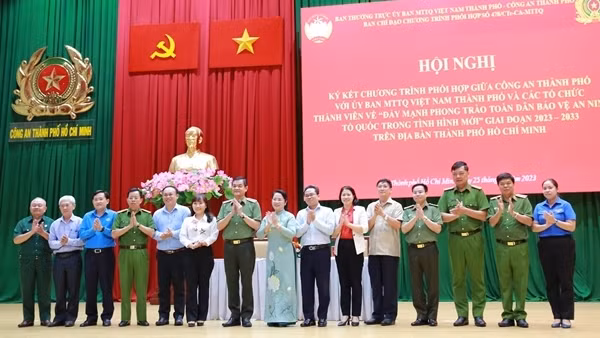 Nhân rộng các mô hình trong phong trào toàn dân bảo vệ an ninh Tổ quốc