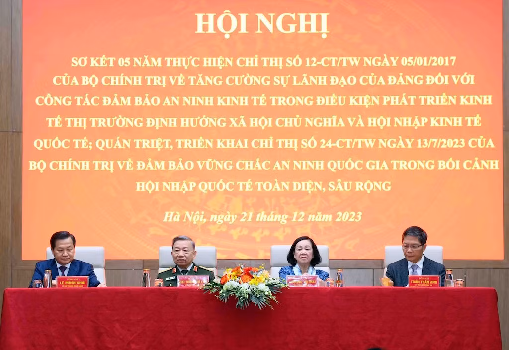 z4995414234206_cb53359140f659ed36de023f7ae1d7f0.jpg -1