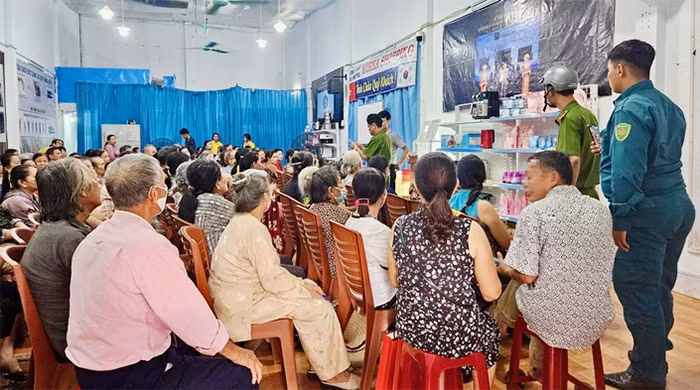 Khi quà thượng lưu bị làm giả -0