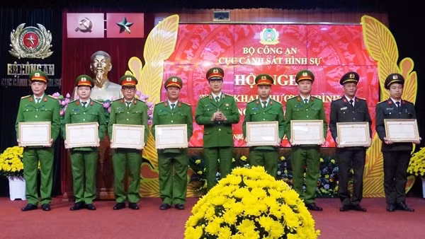 Cục Cảnh sát hình sự chủ động làm tốt công tác nắm tình hình, kéo giảm tỉ lệ phạm tội