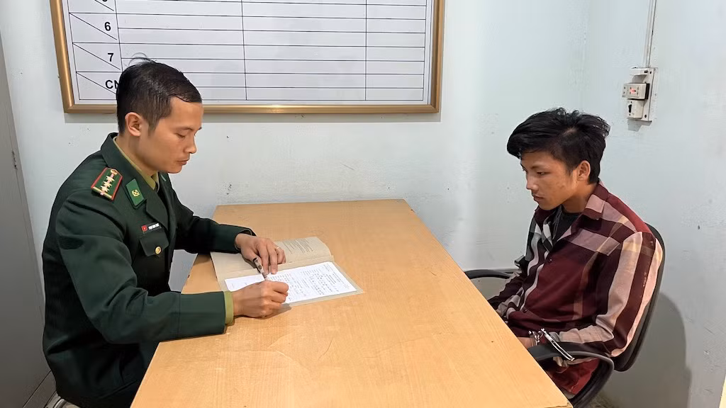 Khởi tố vụ án mua bán người lao động -0