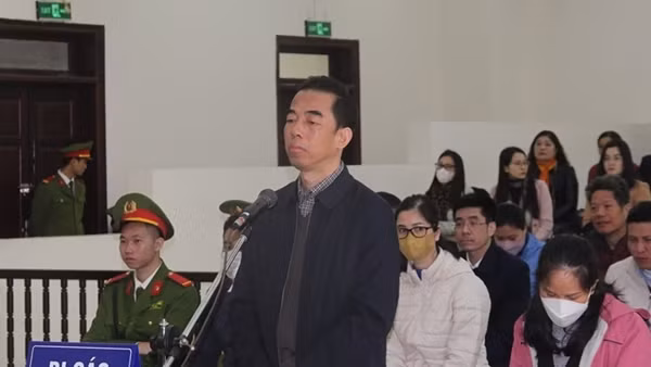 Vụ “chuyến bay giải cứu”: Đề nghị 2 án chung thân, giảm án cho nhiều bị cáo khác