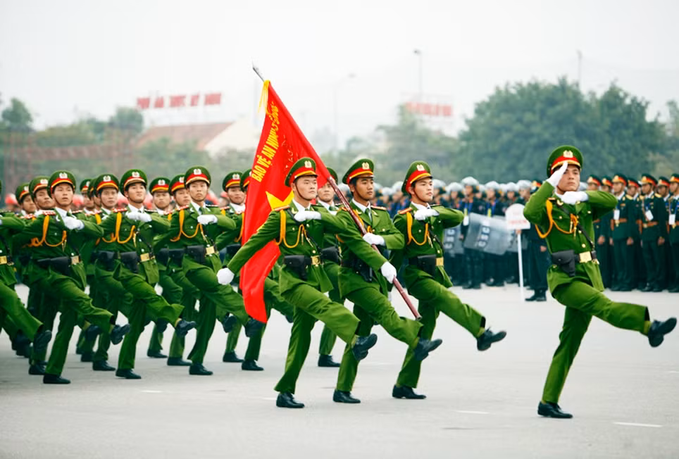 Đề xuất quy định về cấp bậc hàm cao nhất đối với chức vụ, chức danh của sỹ quan CAND -0