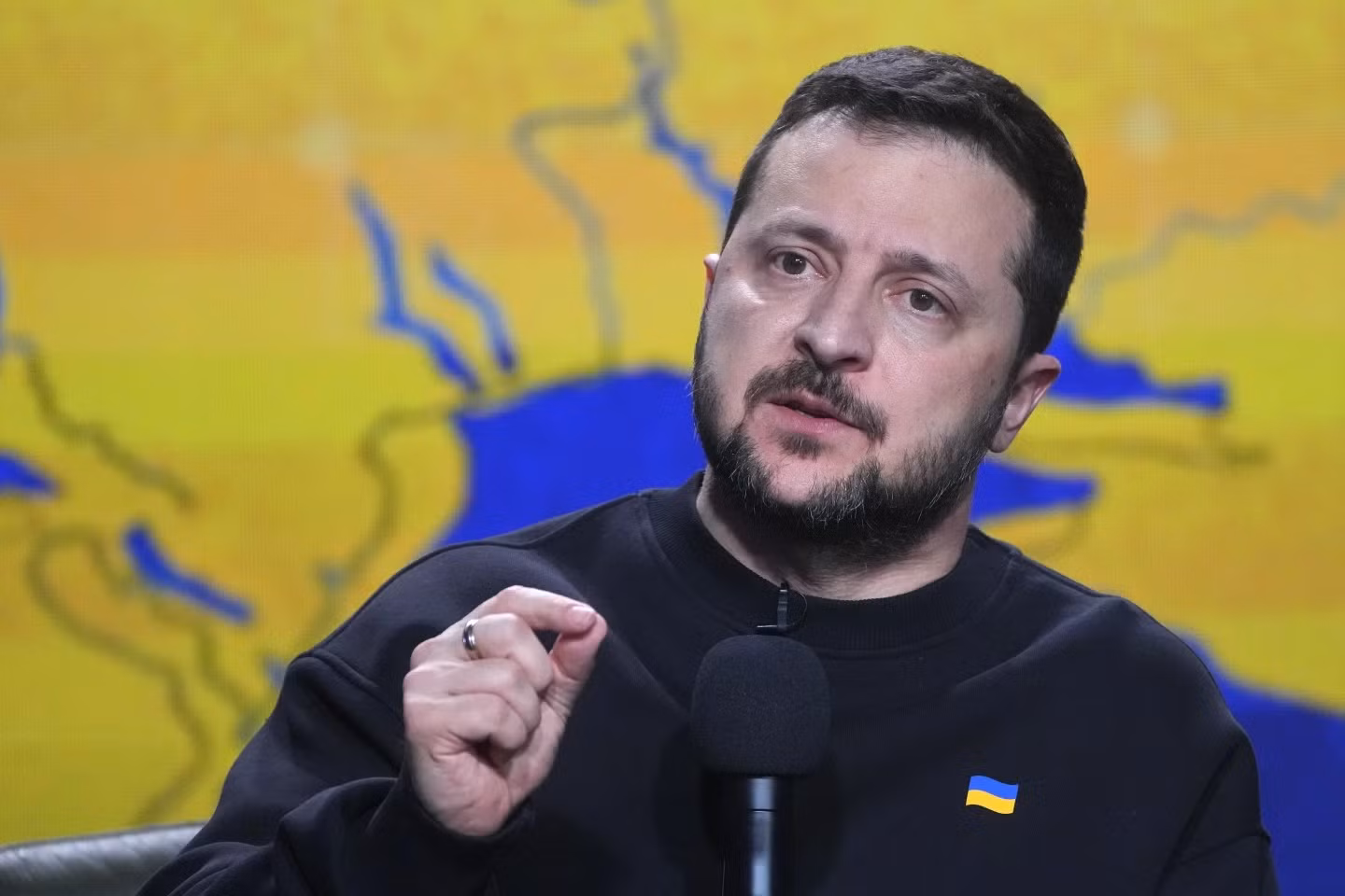 Tổng thống Ukraine lạc quan về việc Mỹ tiếp tục viện trợ -0
