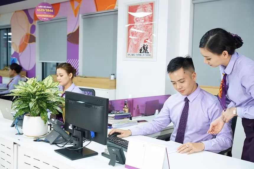 Nỗ lực giảm áp lực trả lãi, TPBank giúp người đi vay an tâm kinh doanh -0