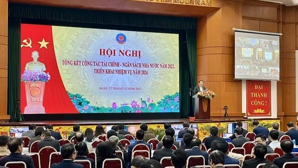 Điều hành chính sách tài khóa chủ động, phù hợp, đẩy nhanh xây dựng Chính phủ số