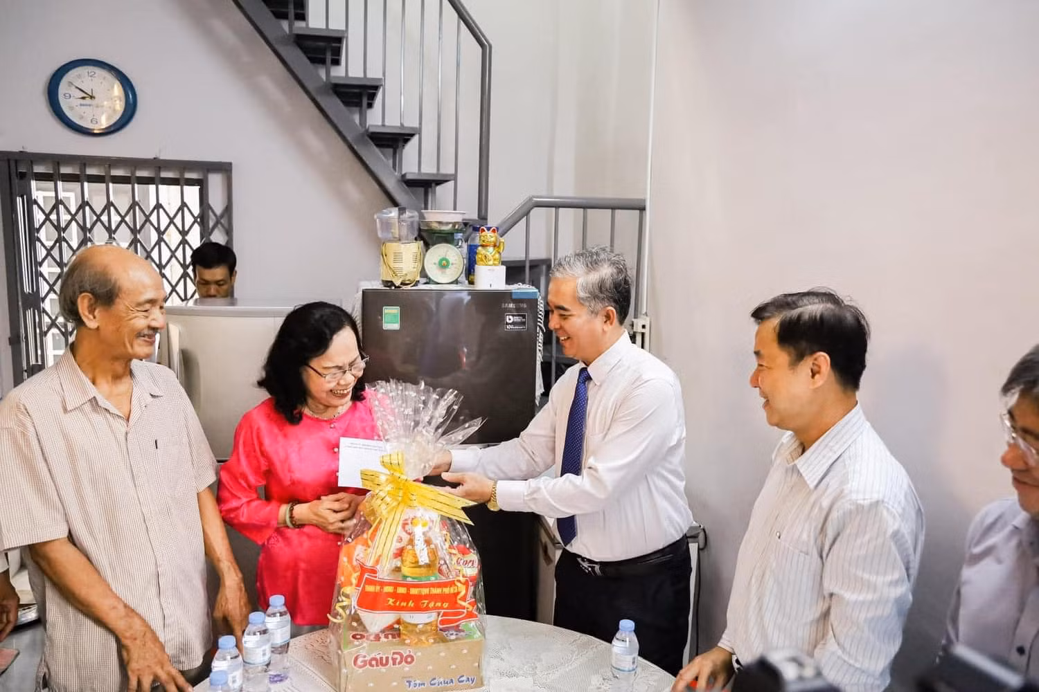 Trên 400 tỷ đồng chăm lo gia đình chính sách, người có công dịp Tết Giáp Thìn -0