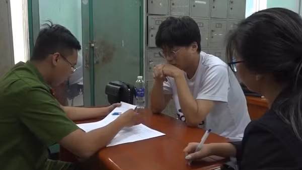 Công an TP Hồ Chí Minh bắt giữ đối tượng có lệnh truy nã quốc tế