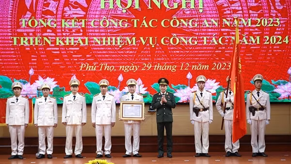 Công an tỉnh Phú Thọ hoàn thành xuất sắc nhiệm vụ, góp phần phát triển kinh tế- xã hội địa phương