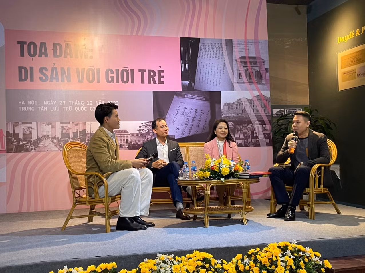 Phát huy di sản tư liệu cần hướng tới công chúng trẻ -0