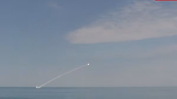 Nga bao vây hoàn toàn chốt chặn cuối cùng của Ukraine tại Lugansk ảnh 4