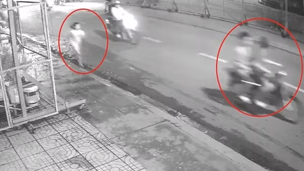 Bắt 2 tên cướp liều lĩnh gây án trong hẻm đông người ảnh 5