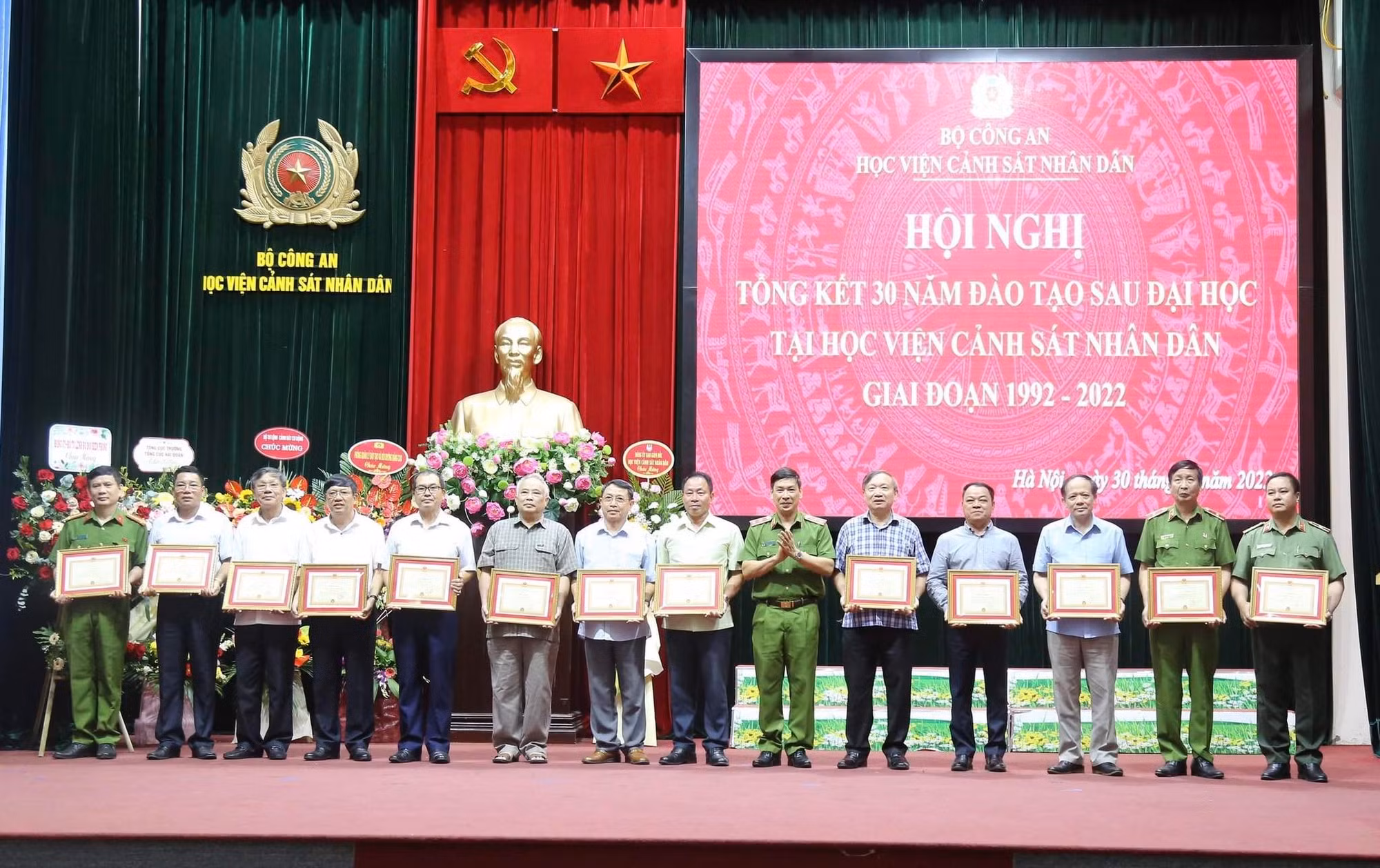 Học viện CSND tổng kết 30 năm đào tạo sau đại học -0