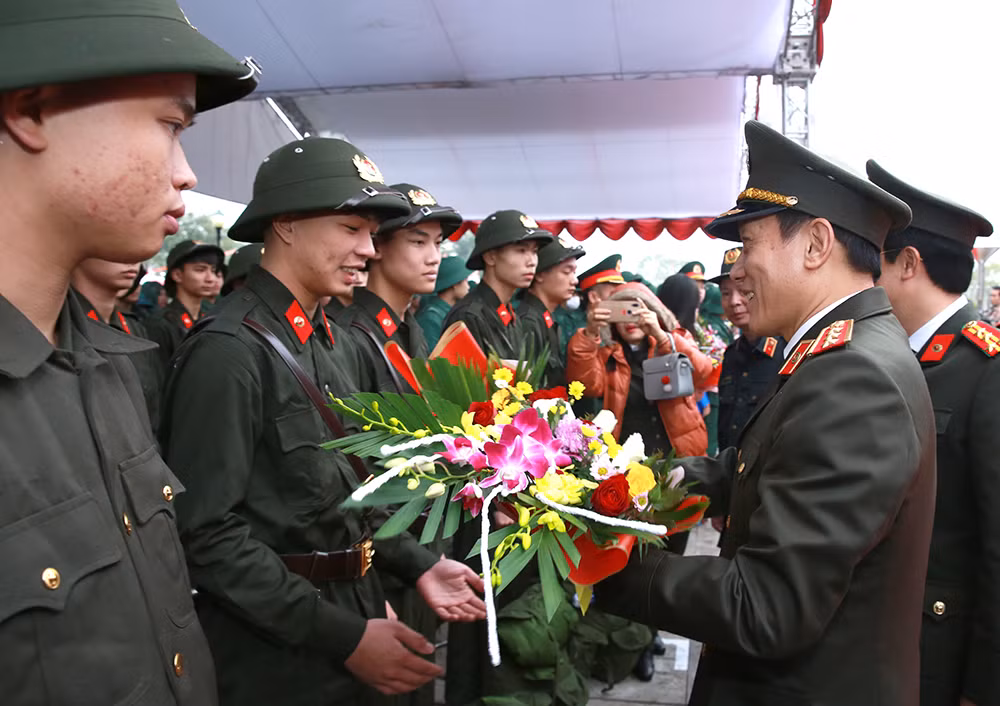 Nô nức khí thế ngày giao, nhận quân tại Thái Bình -1