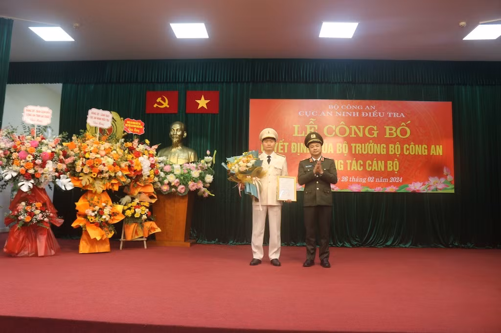 Công bố quyết định điều động Phó Giám đốc Công an tỉnh Lai Châu giữ chức vụ Phó Cục trưởng Cục An ninh điều tra -0