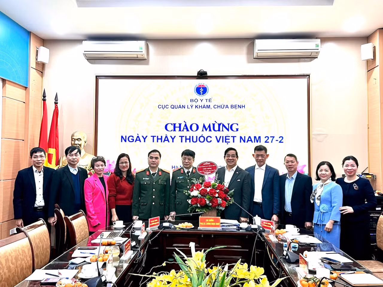 Báo CAND chúc mừng các bệnh viện nhân 69 năm Ngày Thầy thuốc Việt Nam -0