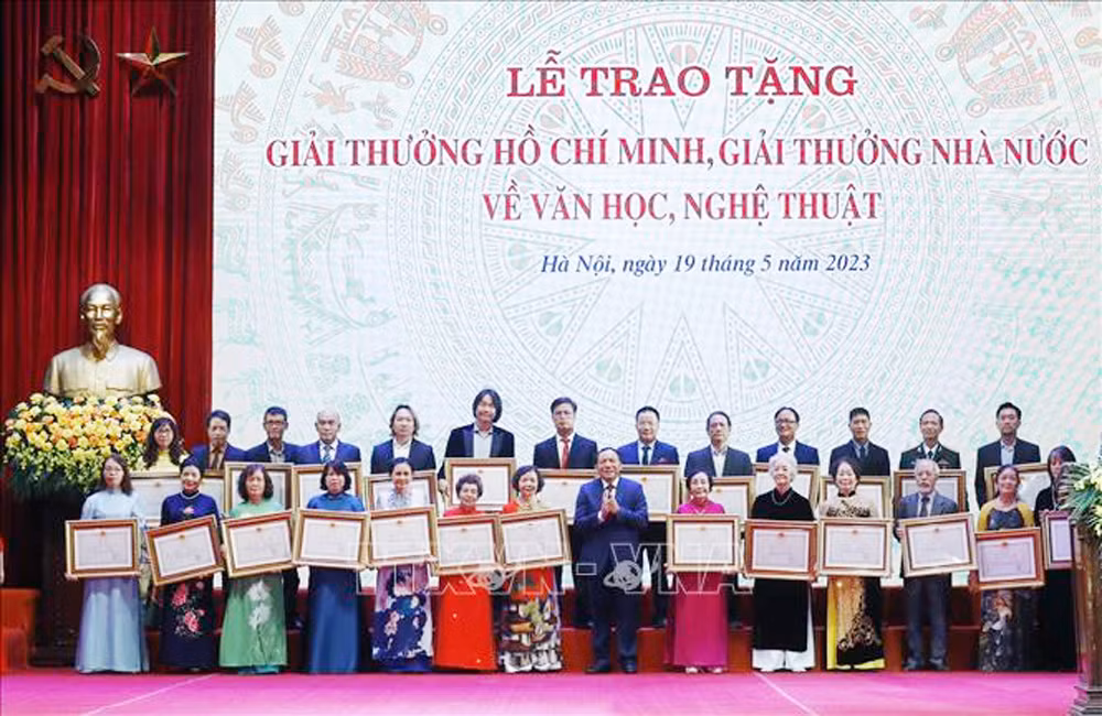 Văn hóa ứng xử của người nghệ sĩ -0