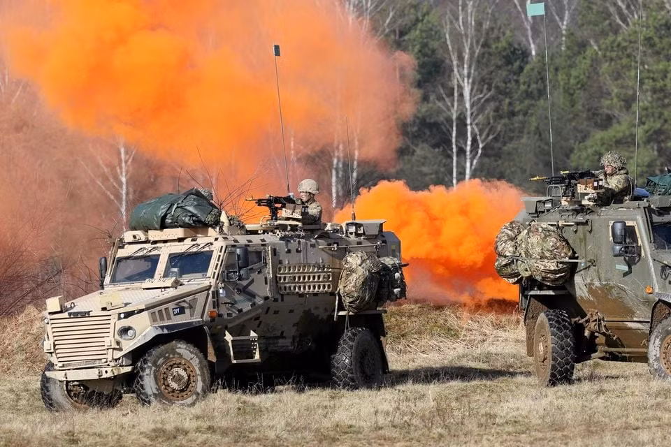 Nga phát cảnh báo việc NATO triển khai quân ở Ukraine -0