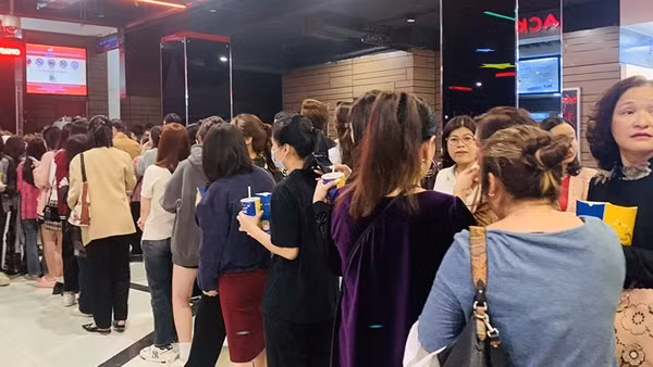 Quảng bá điện ảnh nhìn từ hiện tượng "Đào, phở và piano"